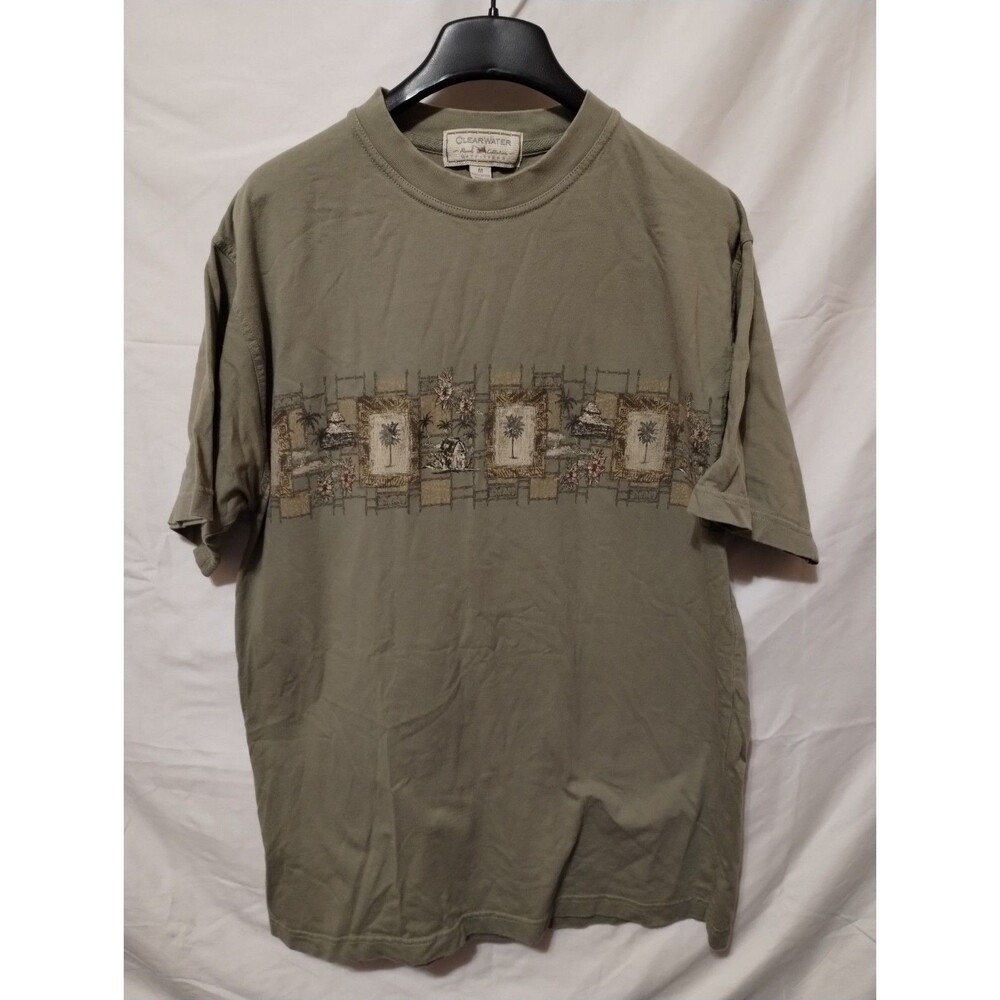 Clearwater Resort Collection Men’s Green Palm Tree Graphic Crew Neck Tee M